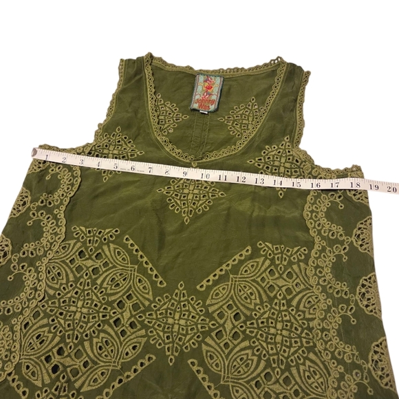 Johnny Was Spear Tank Eyelet Embroidery Boho Top Olive Green Women's Small - Picture 5 of 8